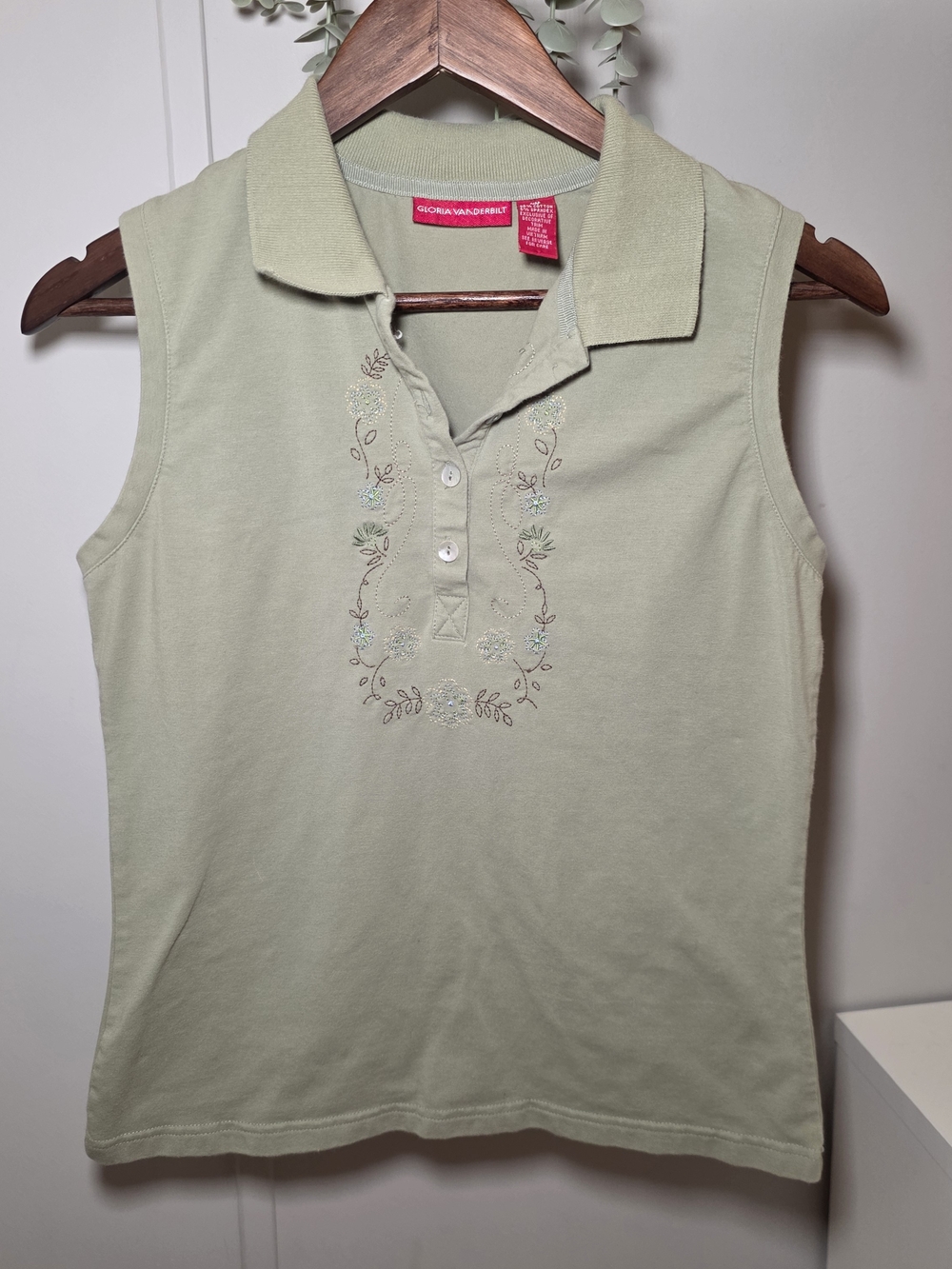 Gloria Vanderbilt Light Sage Sleeveless Polo Tank